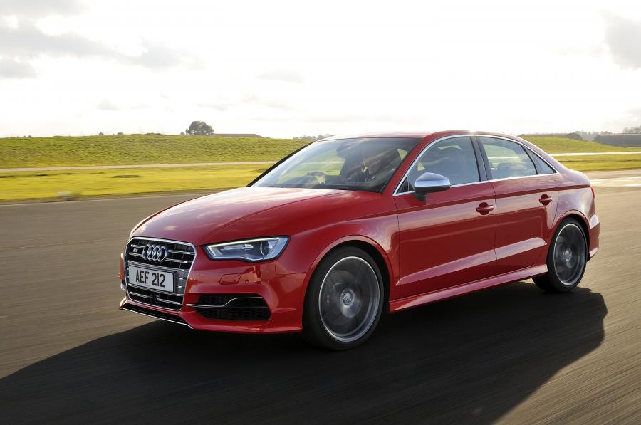  Audi S3 Sedan (8V) 2013 года  (UK) (фото 13 из 53)